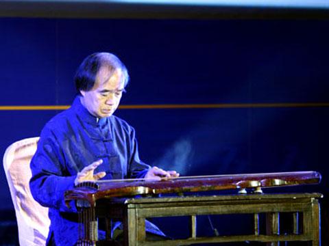 泰安市李祥霆 古琴曲《春风又绿江南岸》